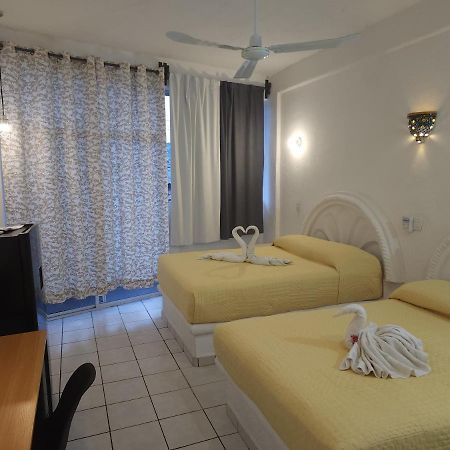 Lovely Studio Apartment With Balcony Ac & Wi-Fi, Minutes From Downtown! Zihuatanejo Exterior foto