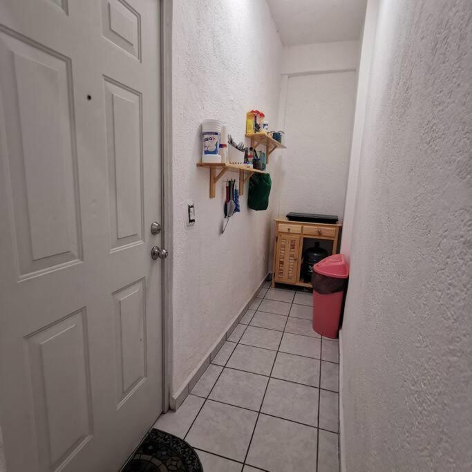 Lovely Studio Apartment With Balcony Ac & Wi-Fi, Minutes From Downtown! Zihuatanejo Exterior foto